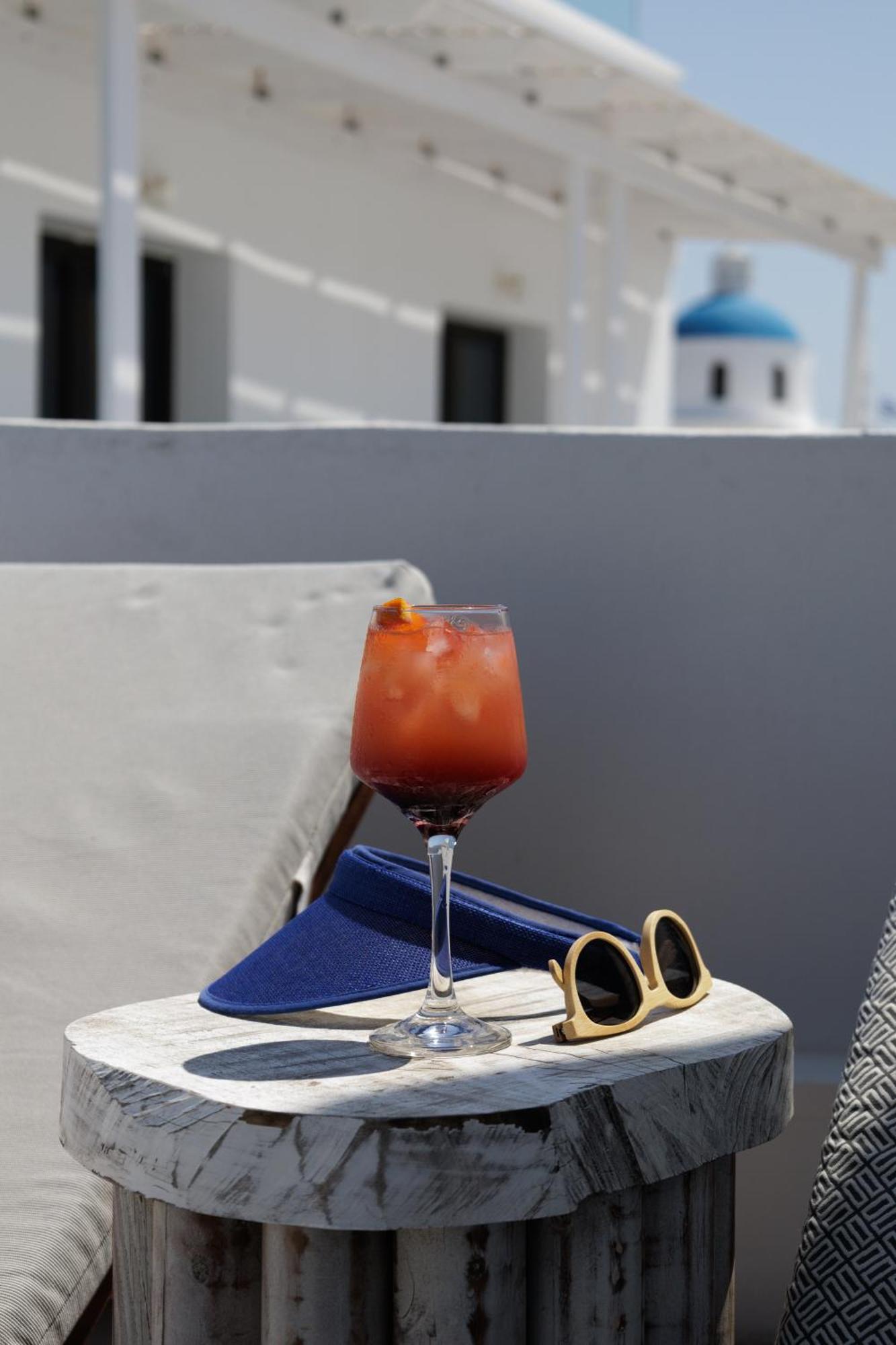 Отель The Museum Project Oia Экстерьер фото